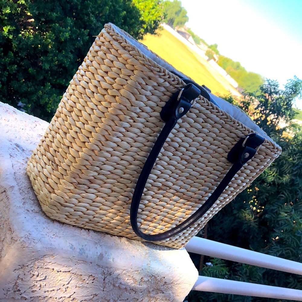Purse - Picture 2 of 2